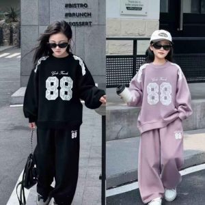 Girls Sleepwear Wholesale Korean Style Kids Clothing Mumbai India. Call +91 9833222294 Supply of Infants, Boys, Girls to Boutique Stores, Resellers, Online Seller